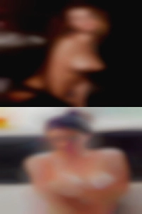Jeep and nude girls.
